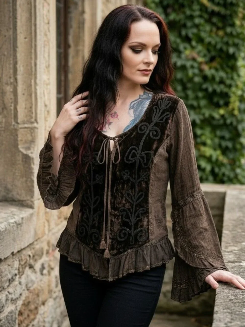 All That Jazz ✦ Velvet Embroidered Brown Boho Blouse ✦ Bell Sleeve Ruffle Hem M - Picture 7 of 15